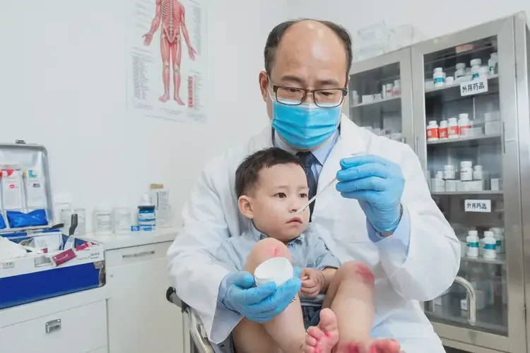 幼兒腳上容易長濕疹能靠自己自愈嗎(圖3)