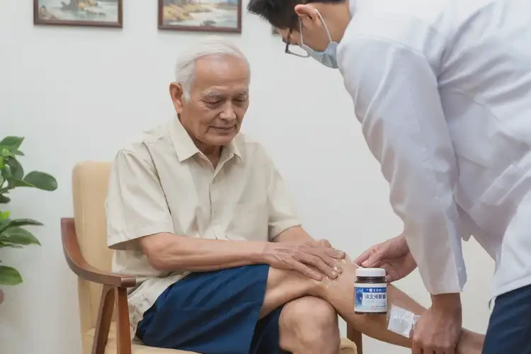 老人大腿经常起湿疹能靠自己自愈吗(图3)