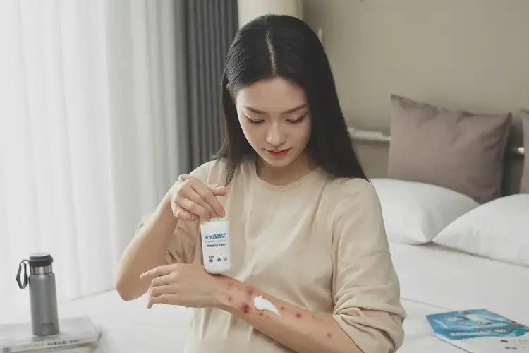 產(chǎn)婦手臂上容易長(zhǎng)濕疹可不可以徹底自愈(圖2)