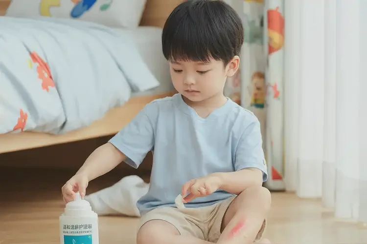 兒童手臂容易起濕疹不管它會自己好嗎(圖2)