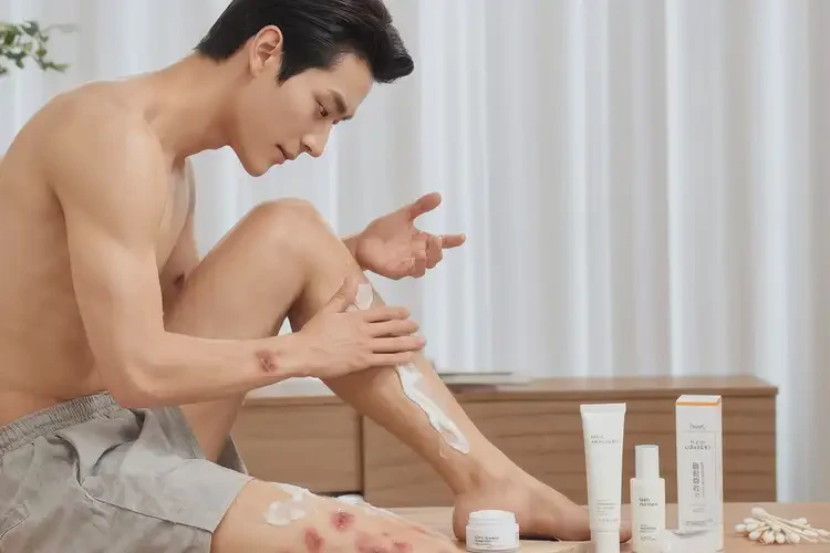 青年人大腿容易長(zhǎng)濕疹可不可以徹底自愈(圖3)