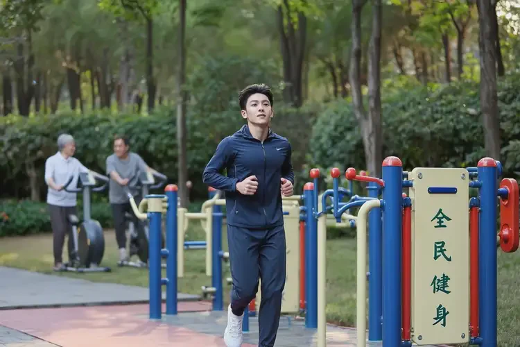 年轻人下午血糖28(图1)