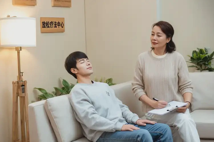 青年人身上有濕疹能夠徹底治愈嗎(圖1)