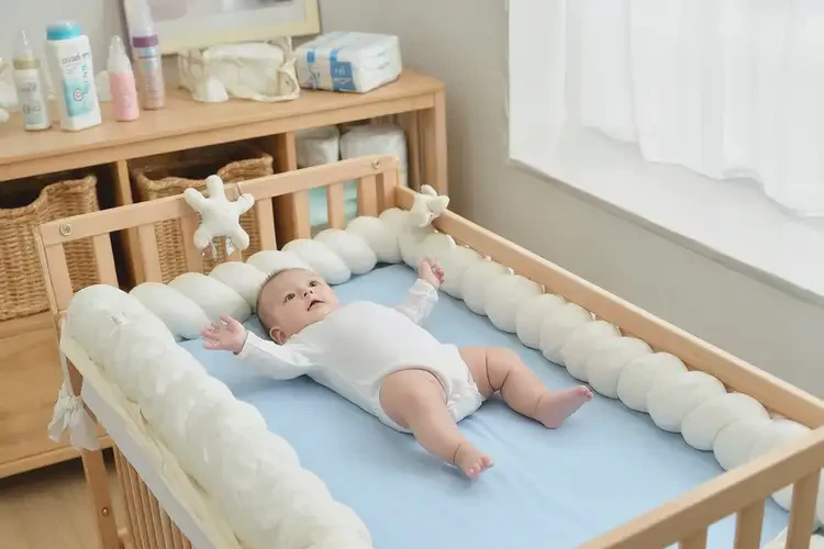 嬰兒肚子經(jīng)常長濕疹不管它會自己痊愈嗎(圖2)