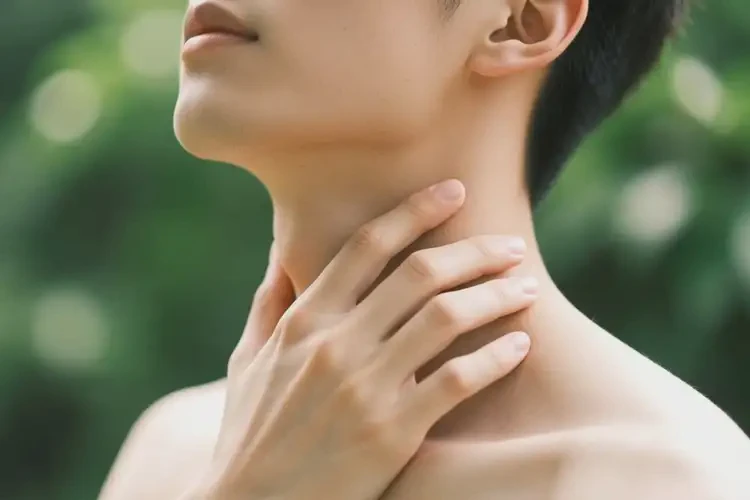 青年人脖子偶爾起濕疹可以徹底自愈嗎(圖3)