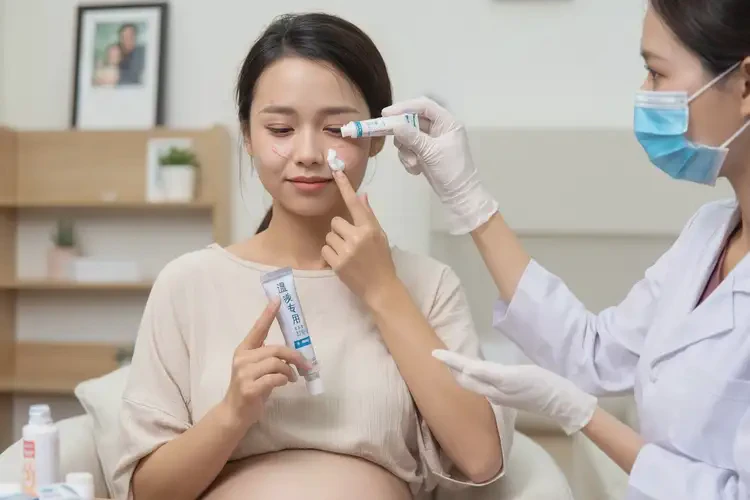 哺乳期媽媽面部長濕疹不管它會(huì)自己痊愈嗎(圖3)