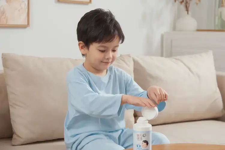 兒童四肢經(jīng)常起濕疹不管它會自己好嗎(圖2)