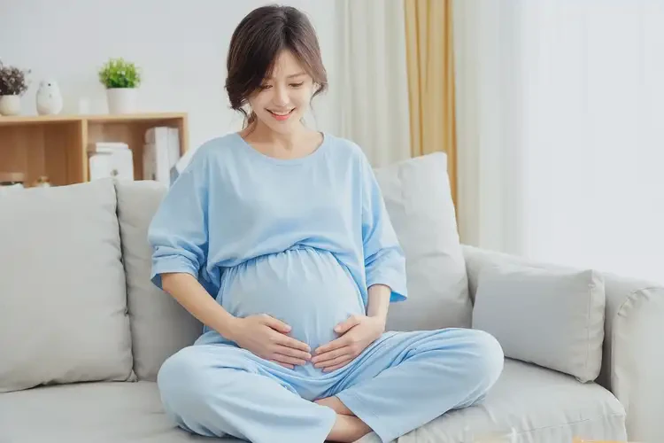 孕婦大腿偶爾長濕疹不管它會自己好嗎(圖1)