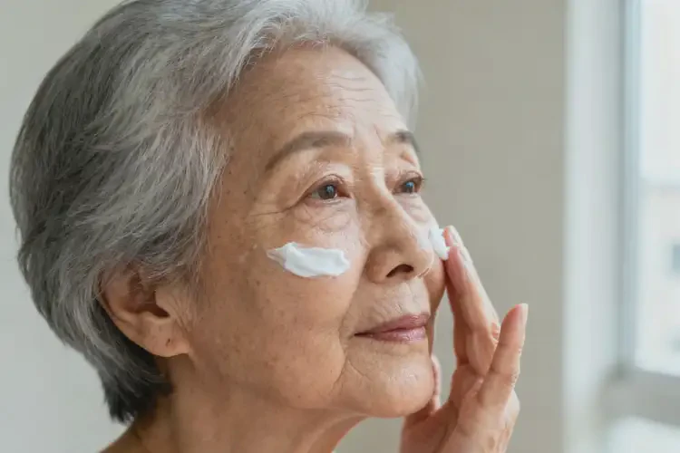 老年人面部偶爾起濕疹不管它會(huì)自己痊愈嗎(圖3)