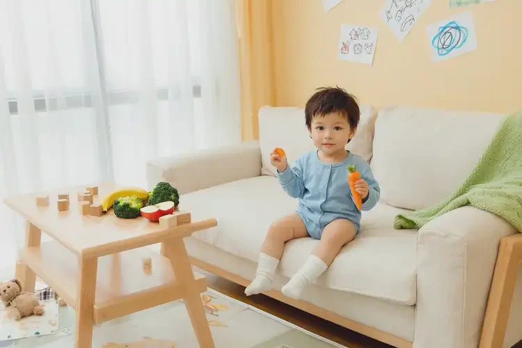 孩子四肢偶爾長濕疹不管它會自己好嗎(圖1)