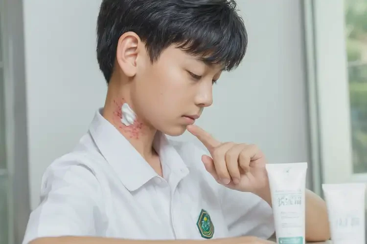 中學(xué)生脖子上出濕疹能徹底自愈嗎(圖2)