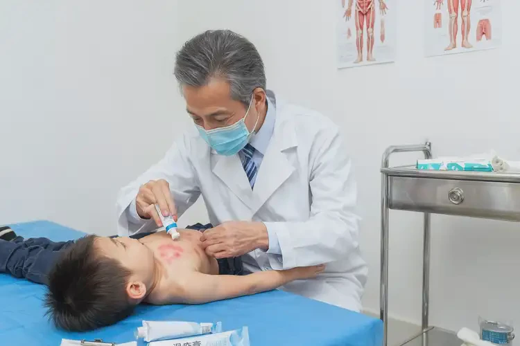 孩子肚子上經(jīng)常起濕疹能徹底自愈嗎(圖3)