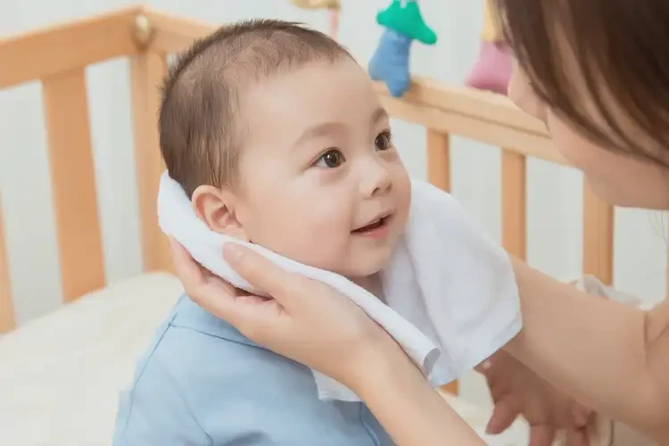 嬰幼兒脖子容易起濕疹可不可以徹底自愈(圖3)
