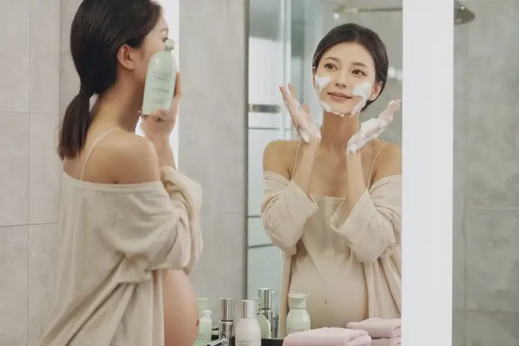 孕婦面部經(jīng)常長濕疹不管它會自己痊愈嗎(圖3)