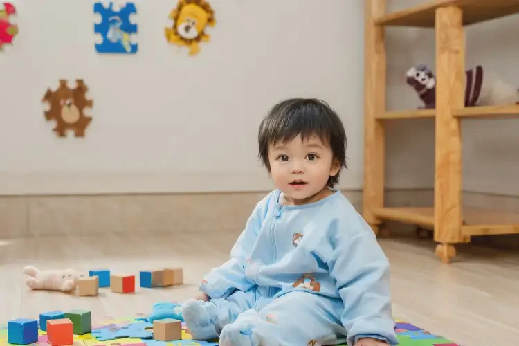 孩子肚子出濕疹不管它會(huì)自己痊愈嗎(圖1)