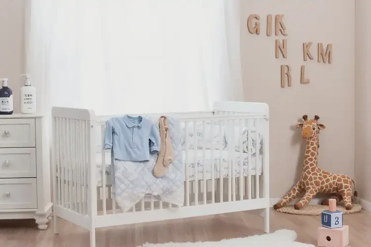 嬰幼兒臉上偶爾起濕疹不管它會自己痊愈嗎(圖1)