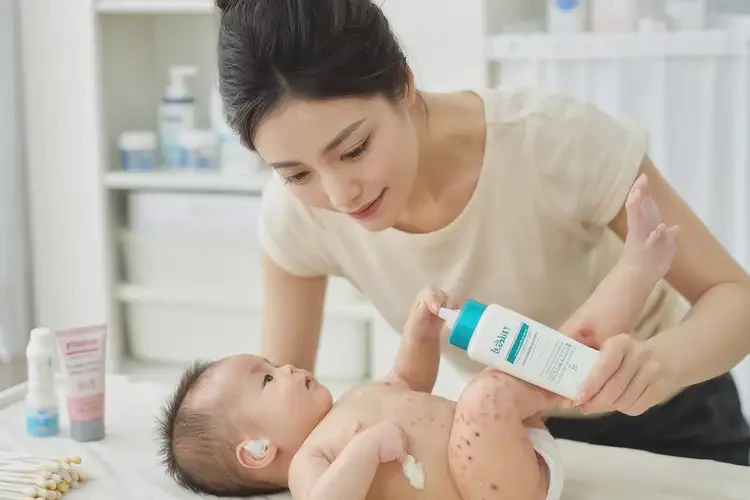 嬰兒大腿出濕疹可以徹底自愈嗎(圖3)
