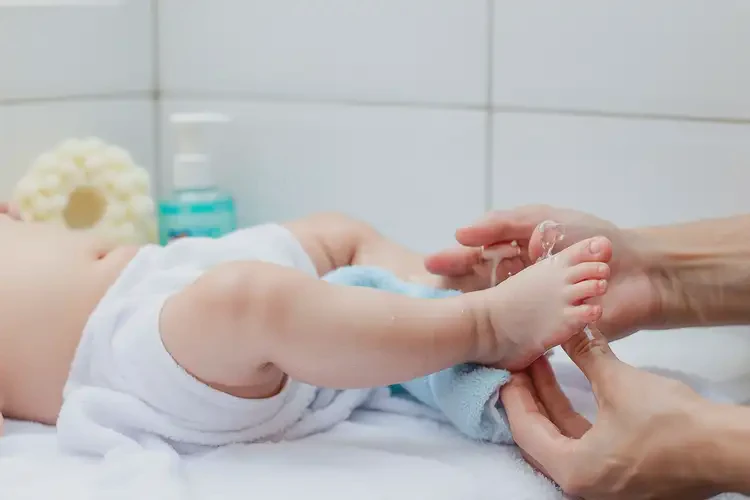 寶寶小腿偶爾起濕疹能靠自己自愈嗎(圖3)