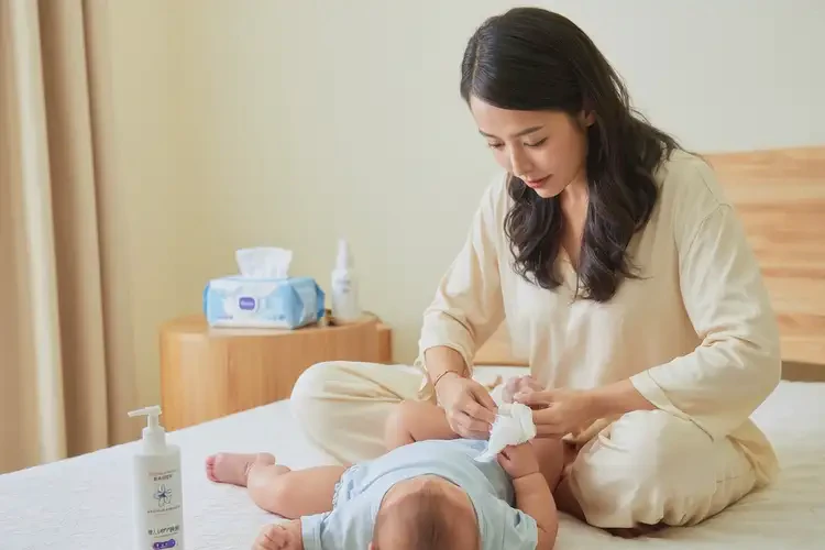 新生兒屁股容易長濕疹不管它會自己自愈嗎(圖2)