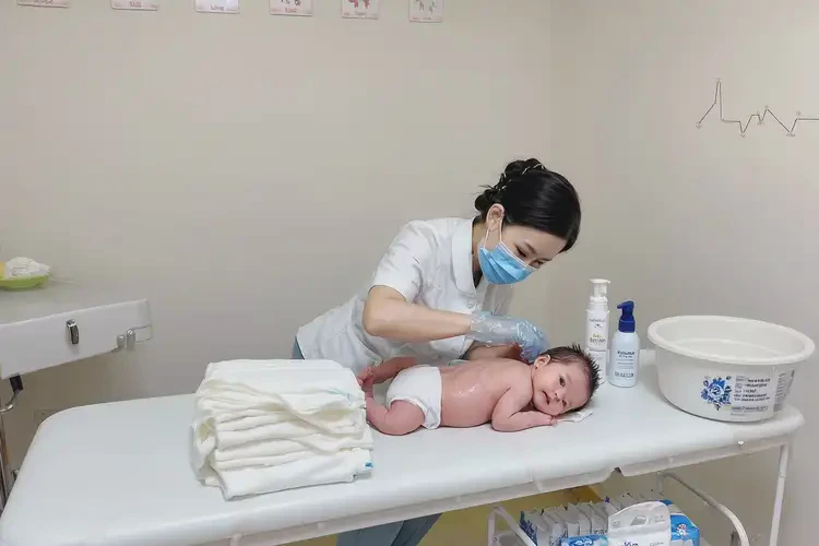 少兒屁股出現(xiàn)濕疹能徹底自愈嗎(圖2)