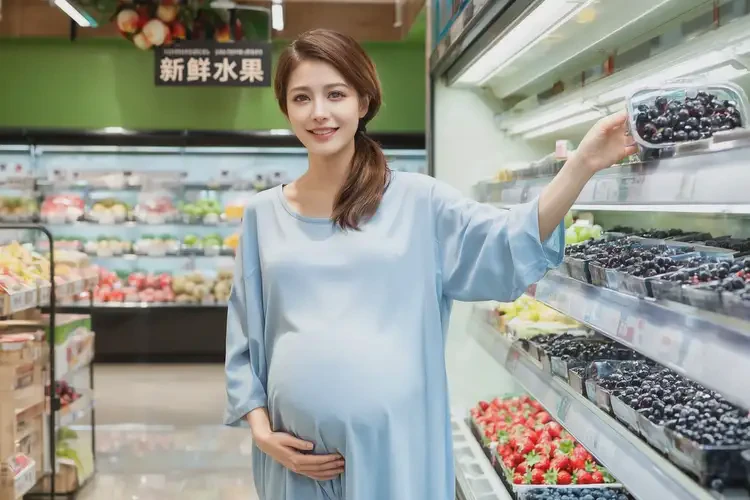 懷孕九個(gè)月可以吃黑醋栗嗎