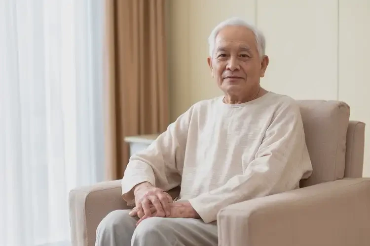 高齡老人大腿上出現(xiàn)濕疹不管它會自己好嗎(圖1)