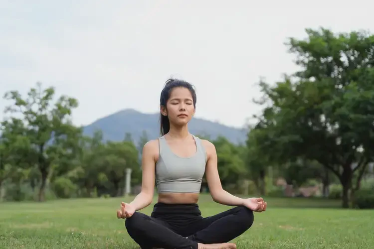 大學生大腿上出濕疹能夠徹底治愈嗎(圖2)