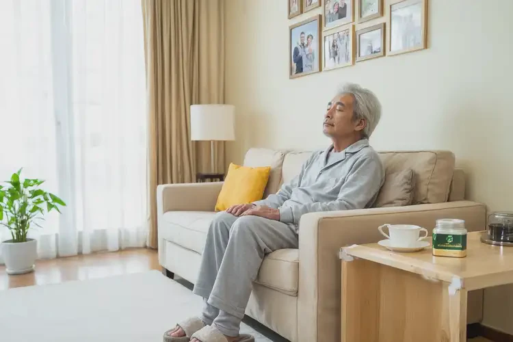 老年人小腿起濕疹可以徹底自愈嗎(圖1)