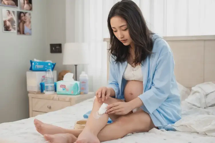 產(chǎn)婦小腿上長濕疹不管它會自己好嗎(圖3)