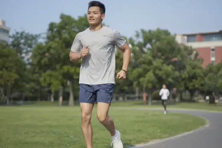 大學(xué)生屁股經(jīng)常長濕疹能不能徹底自愈(圖2)