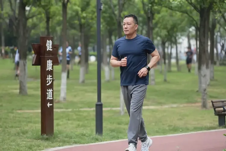 中老年人早上血糖26(圖1)