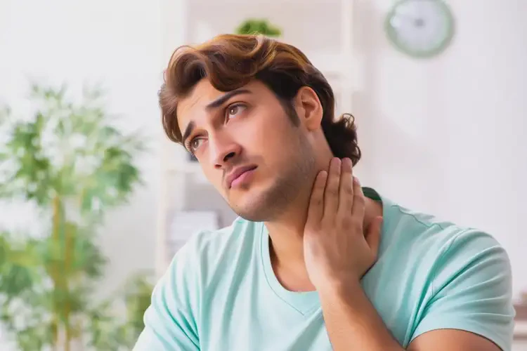 大學(xué)生脖子經(jīng)常起濕疹可以徹底自愈嗎(圖4)