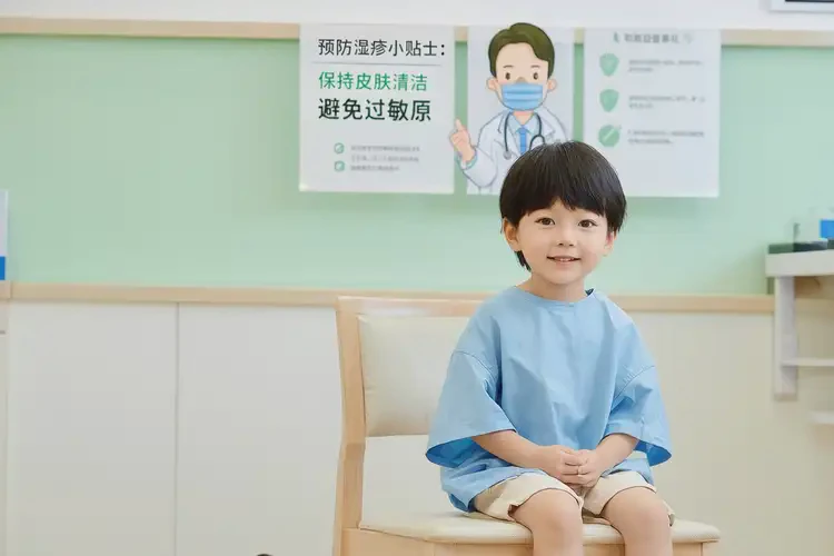 兒童肚子上容易起濕疹能徹底自愈嗎(圖1)