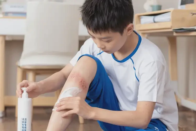 中学生小腿上经常长湿疹能彻底自愈吗(图2)