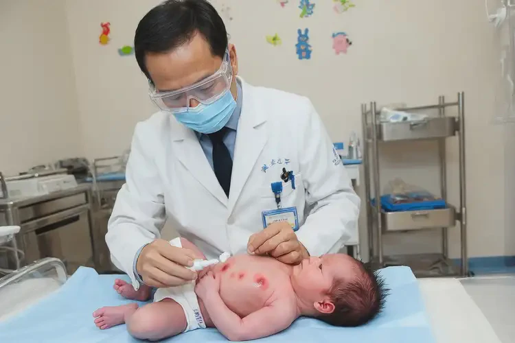 新生儿肚子经常长湿疹能够彻底治愈吗(图3)