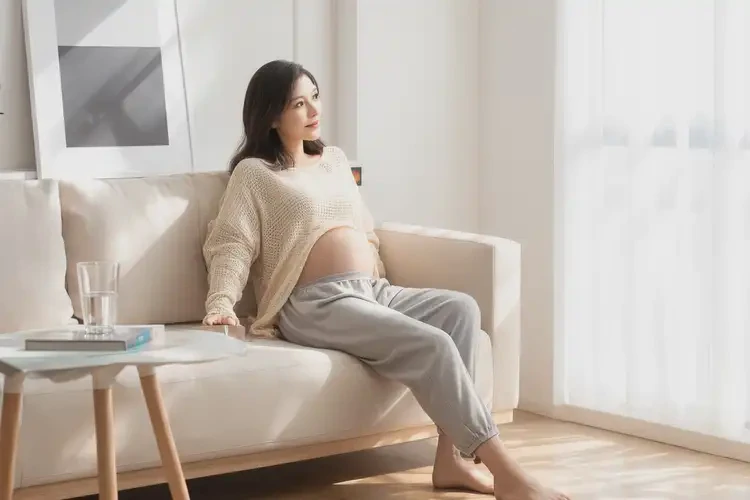 哺乳期媽媽大腿經(jīng)常起濕疹可不可以徹底自愈(圖1)