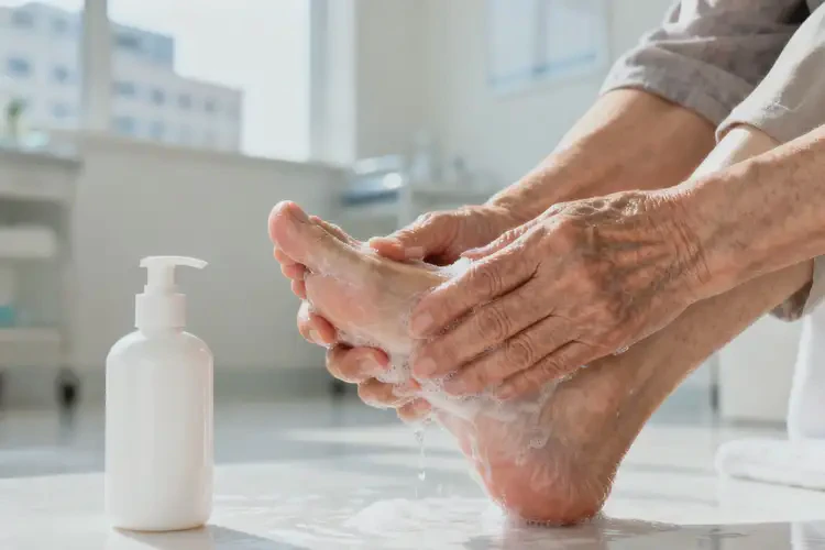 老年人脚上经常起湿疹能不能彻底自愈(图4)