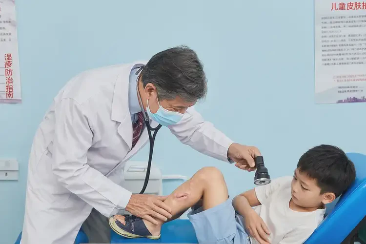 儿童大腿有湿疹可不可以彻底自愈(图1)