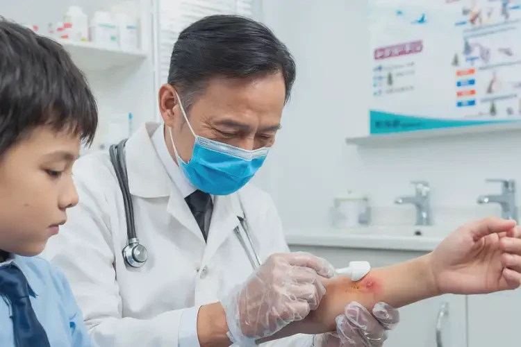 孩子四肢起濕疹能徹底自愈嗎(圖3)