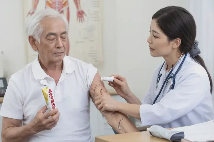 老年人全身長濕疹能夠徹底治愈嗎(圖4)