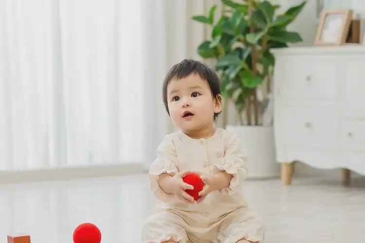 寶寶肚子上有濕疹不管它會(huì)自己好嗎(圖1)