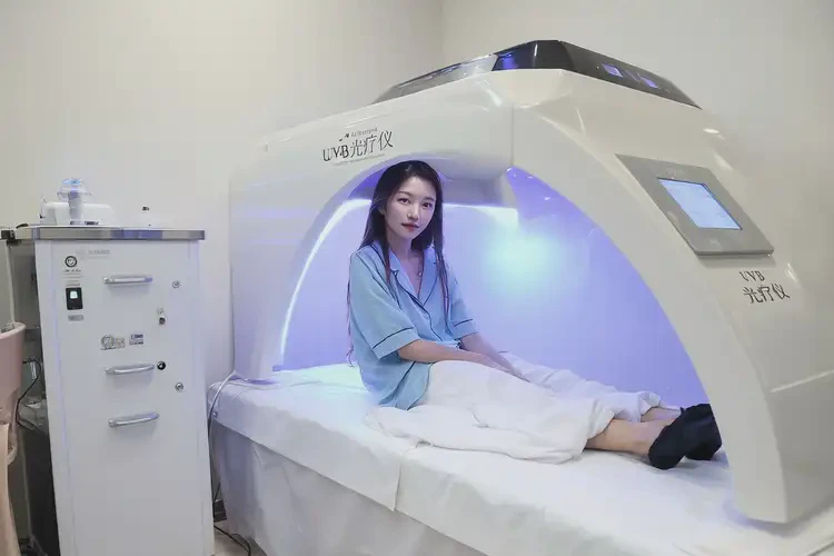 女性脖子上出湿疹不管它会自己痊愈吗(图1)