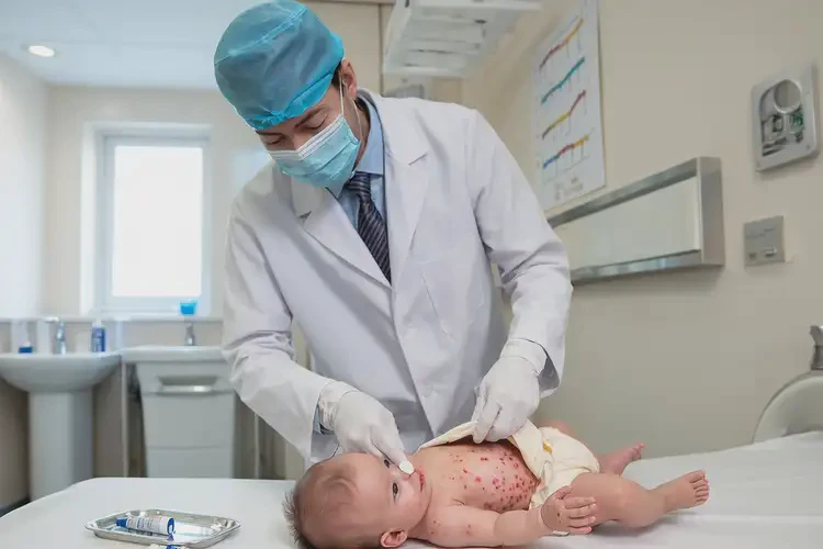 婴儿肚子上有湿疹能够彻底治愈吗(图3)