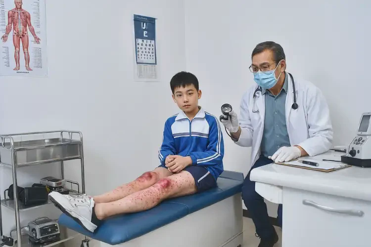 中學(xué)生大腿上起濕疹不管它會(huì)自己自愈嗎(圖3)