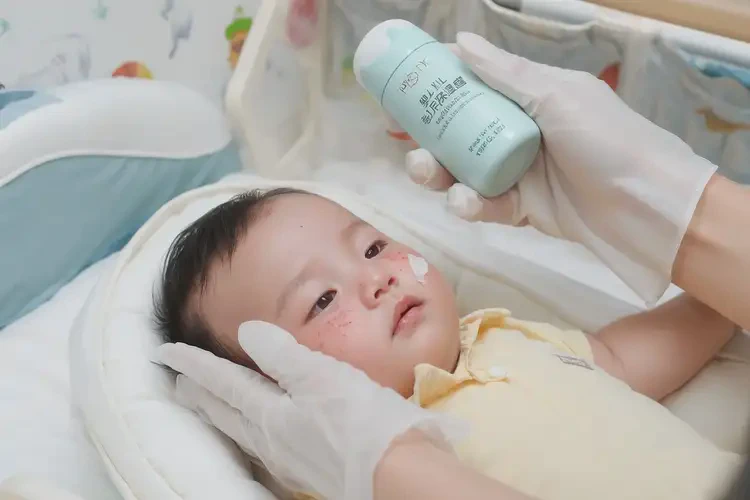 小兒臉上經(jīng)常長濕疹可不可以徹底自愈(圖4)