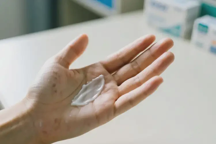 大學(xué)生手上經(jīng)常起濕疹不管它會自己好嗎(圖4)