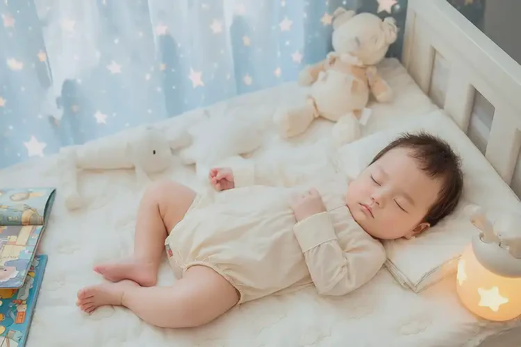 新生兒臉上有濕疹不管它會(huì)自己痊愈嗎(圖2)