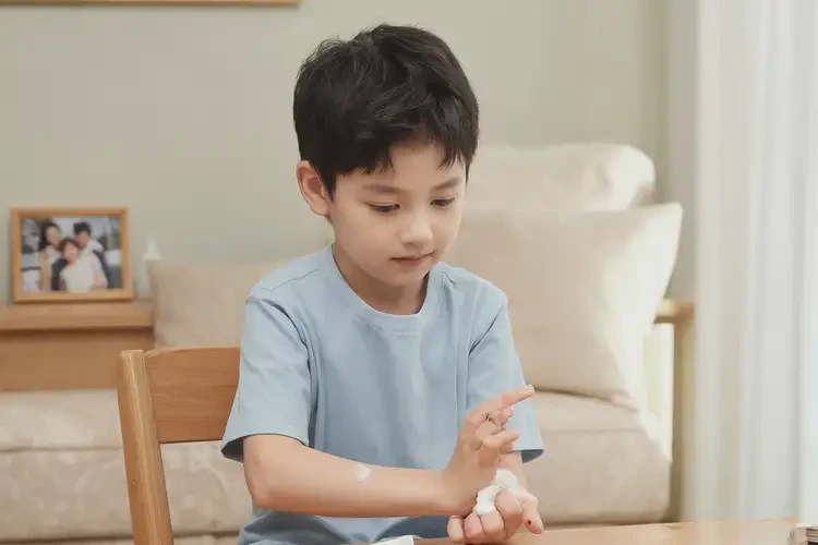 孩子手上偶爾起濕疹不管它會自己痊愈嗎(圖3)