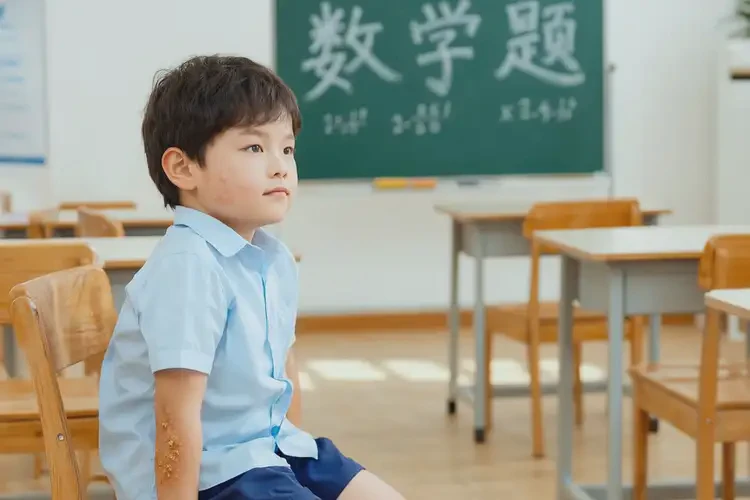 小學(xué)生大腿上容易起濕疹能靠自己自愈嗎(圖2)