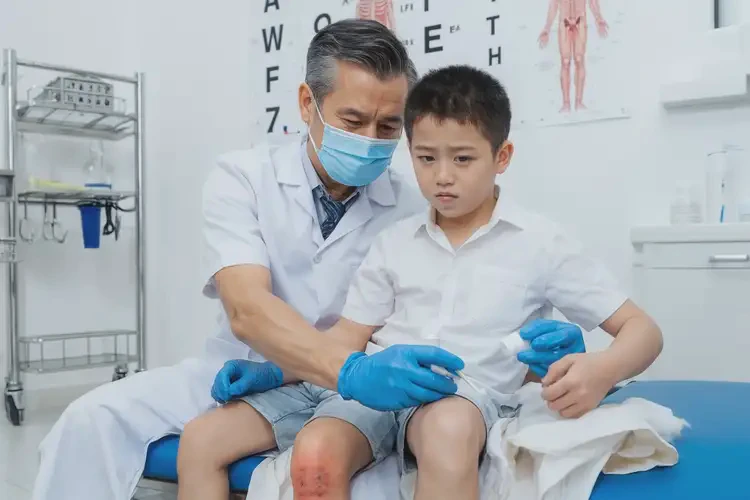 小兒大腿上有濕疹能徹底自愈嗎(圖3)